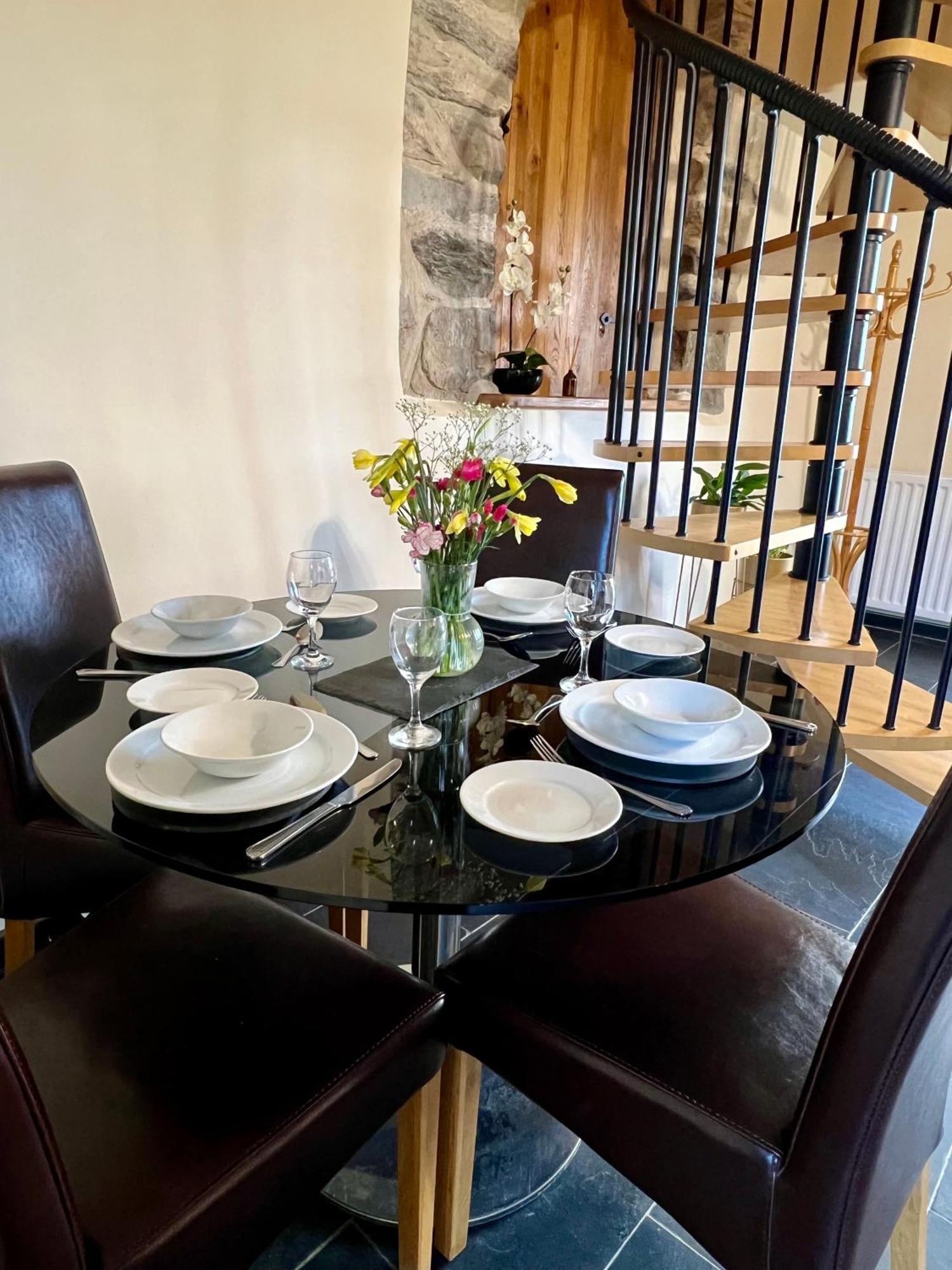 Dolgun Uchaf Historic B&B And Cottages In Snowdonia دولغيلوو المظهر الخارجي الصورة