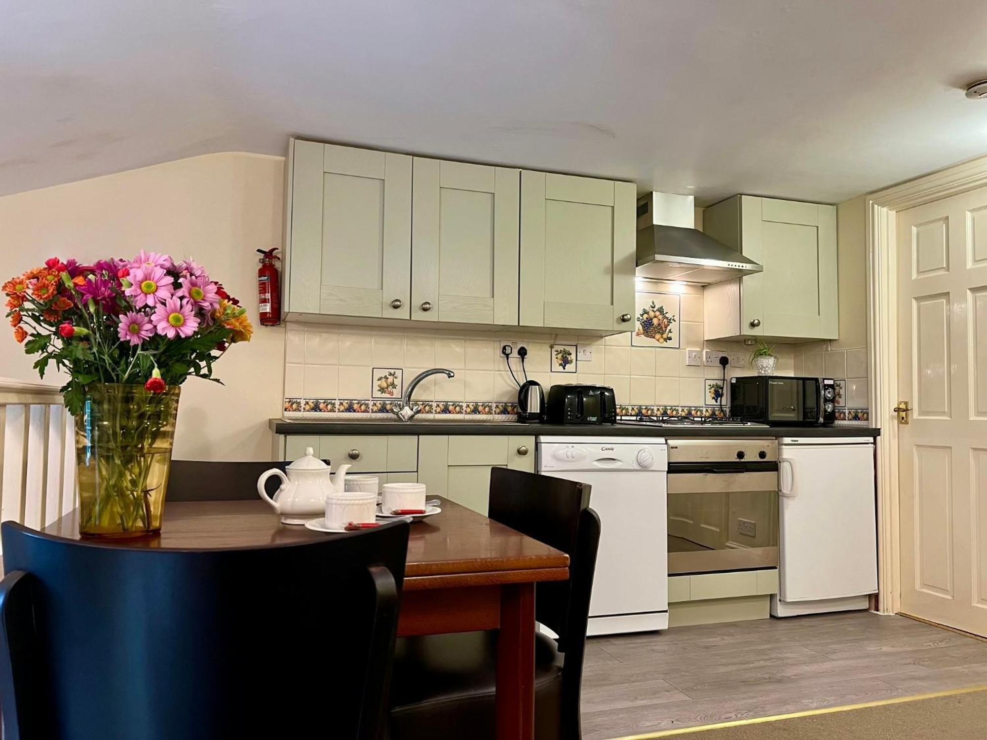 Dolgun Uchaf Historic B&B And Cottages In Snowdonia دولغيلوو المظهر الخارجي الصورة