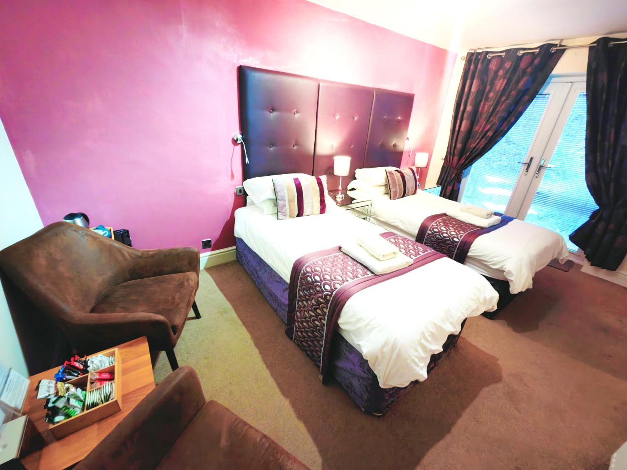 Dolgun Uchaf Historic B&B And Cottages In Snowdonia دولغيلوو المظهر الخارجي الصورة