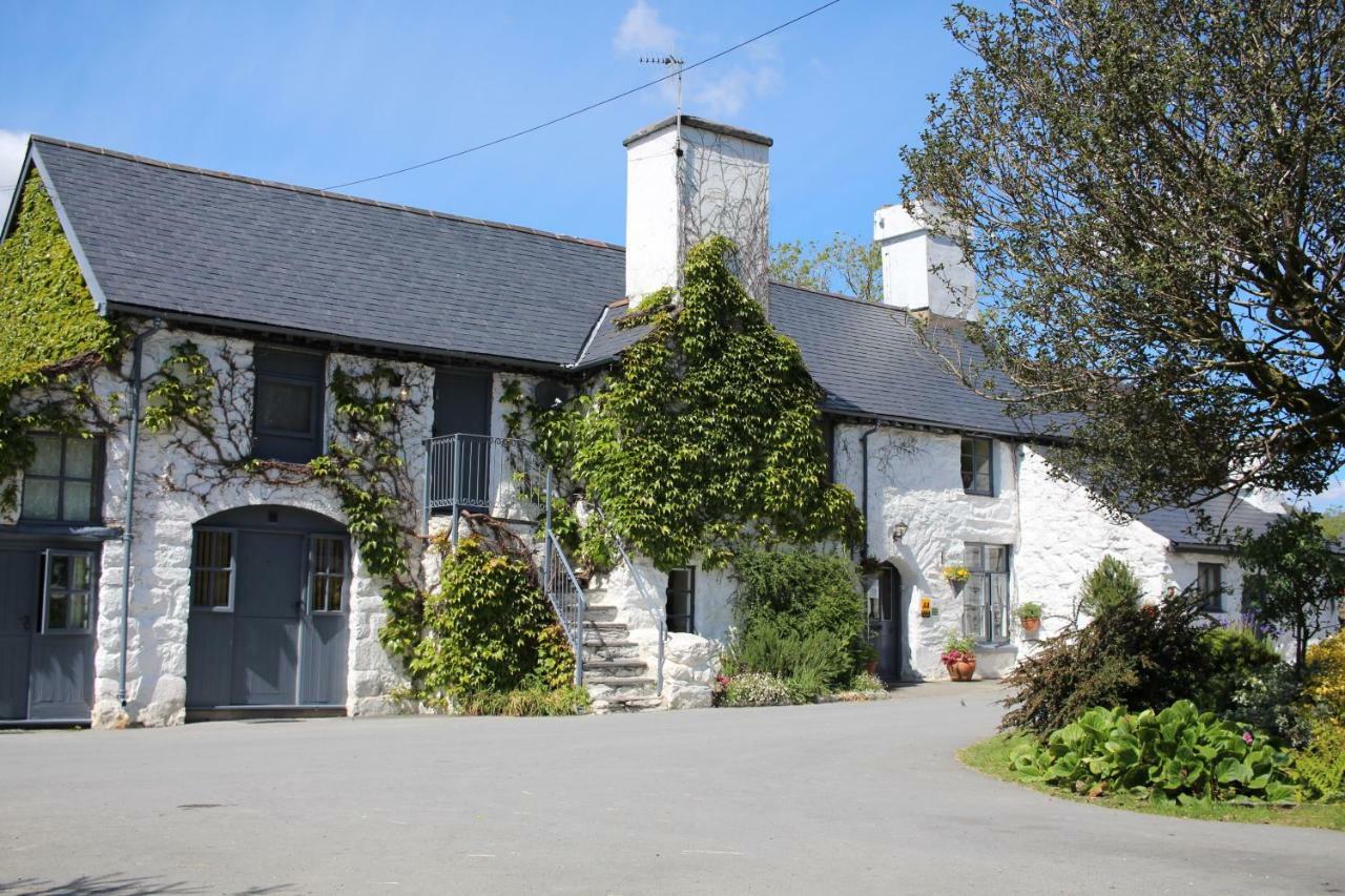 Dolgun Uchaf Historic B&B And Cottages In Snowdonia دولغيلوو المظهر الخارجي الصورة